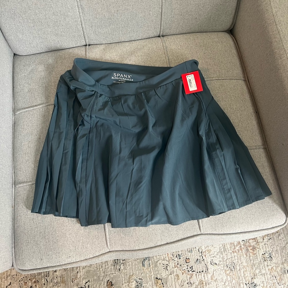 Spanx Get Moving Golf Tennis Pleated Skirt